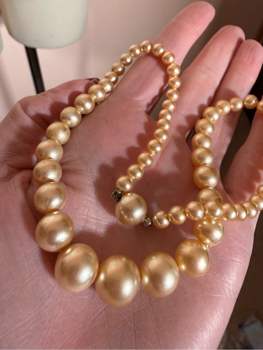 Antique 1930 Art Deco cream faux Pearl cellulose Graduated Choker Necklace 15.5
